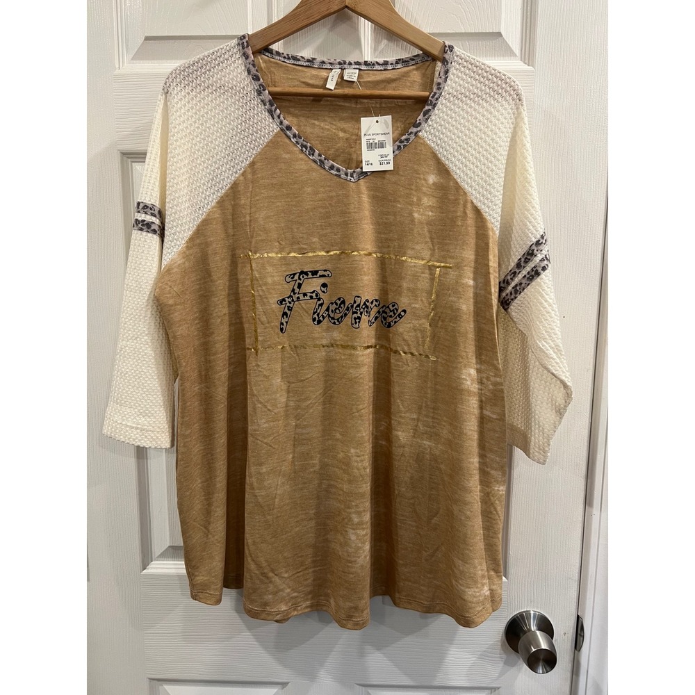 Est. 1946 Plus Sportswear Fierce Leopard Raglan‎ Top Gold White 14/16W NWT